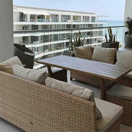 Lujoso Penthouse - Vista Al Mar - Playa Privada
