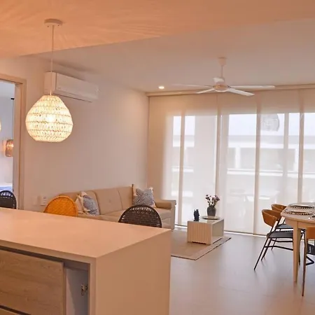 Apartamento Lujoso Penthouse - Vista Al Mar - Playa Privada