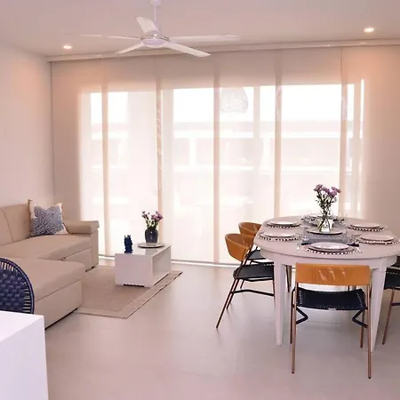 Lujoso Penthouse - Vista Al Mar - Playa Privada Apartamento *