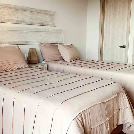 Apartamento Lujoso Penthouse - Vista Al Mar - Playa Privada Cartagena
